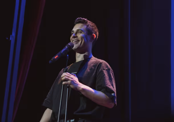 	 				David Suárez, ‘Humor blanco’			