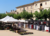 Mercado semanal de ses Salines